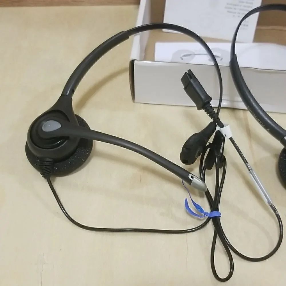 2 pair Plantronics SupraPlus Wideband HW251N Headset 64338-31 - Picture 3 of 7